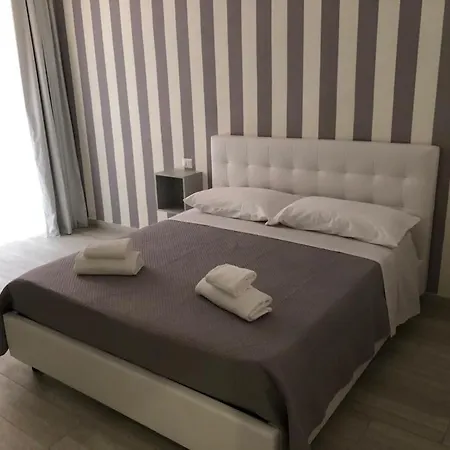 Rosaroll Homes فندق مبيت وإفطار نابولي