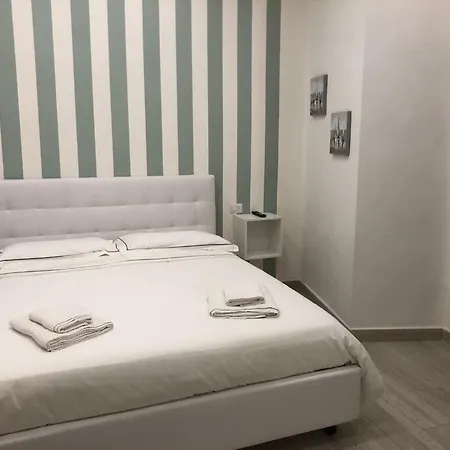 Rosaroll Homes فندق مبيت وإفطار نابولي