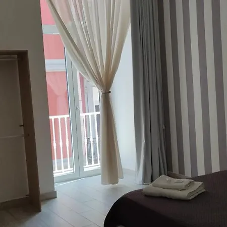 Rosaroll Homes Bed and Breakfast 3*